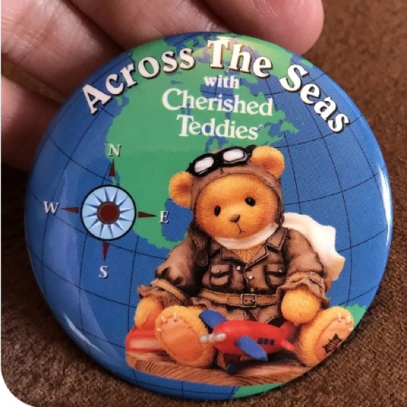 Lot of 10 Buttons Cherished Teddies - Picture 6 of 14